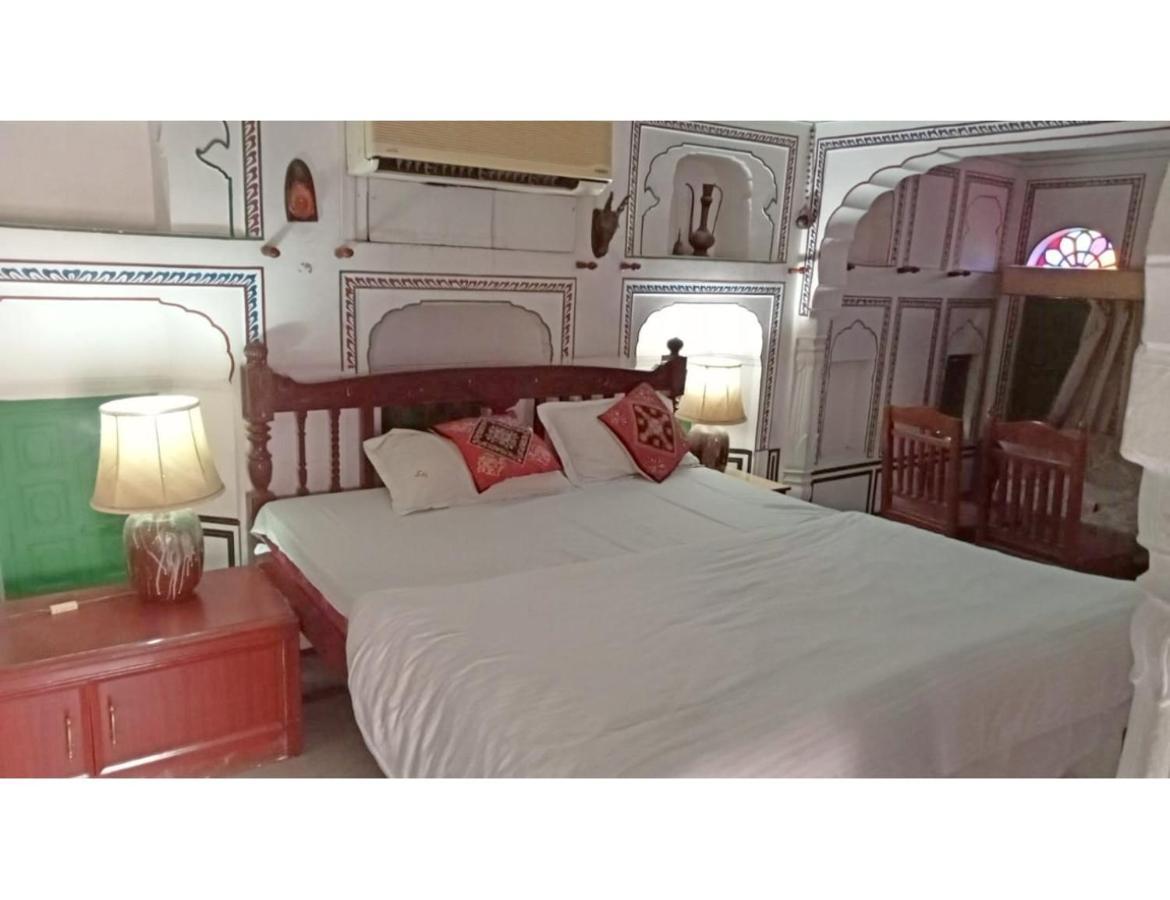Singhasan Haveli, Mandawa Apartment Екстериор снимка
